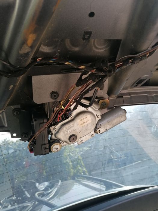 motoras stergator haion,balamale capota bmw e46 break