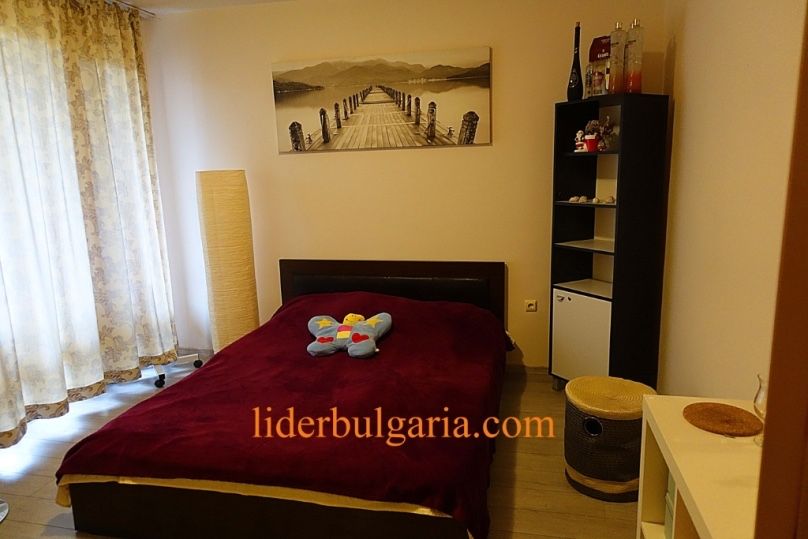 Двустаен апартамент в комплекс Магнолия Гарден