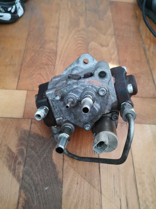 Pompă de înaltă presiune Opel Astra j. K. Moka.