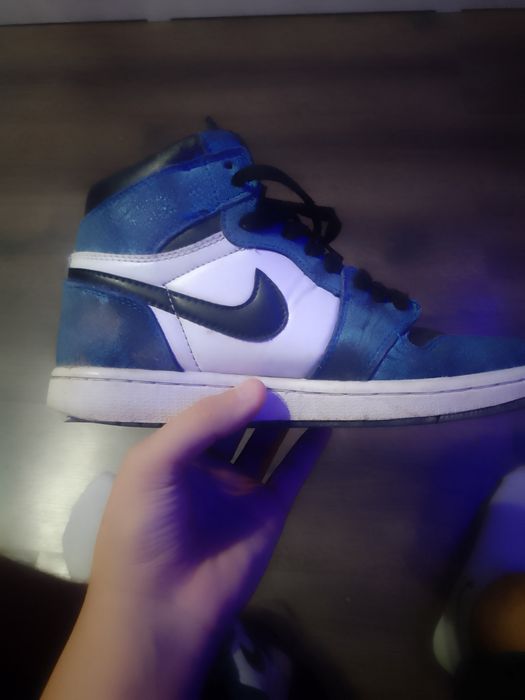 Кроссовки Jordan 1