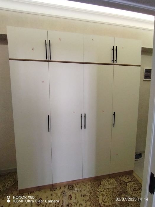 Shkaf sotiladi dastafka ustanovka bepul