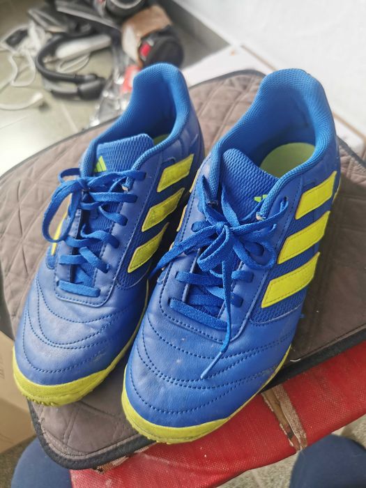 Papuci Sport de sală Adidas Sala