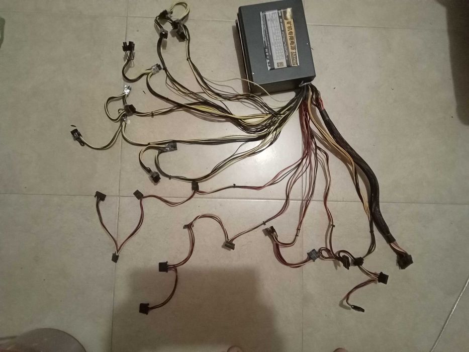 Захранващ блок JM-1650W 80Plus GOLD