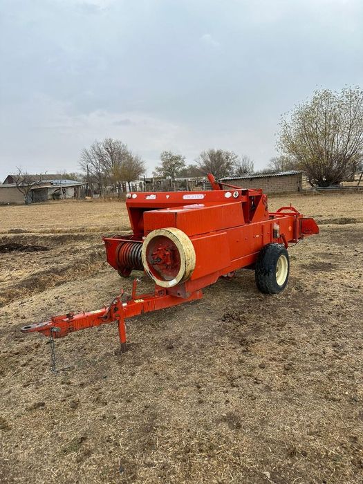 Продам трактор и пресс на ходу