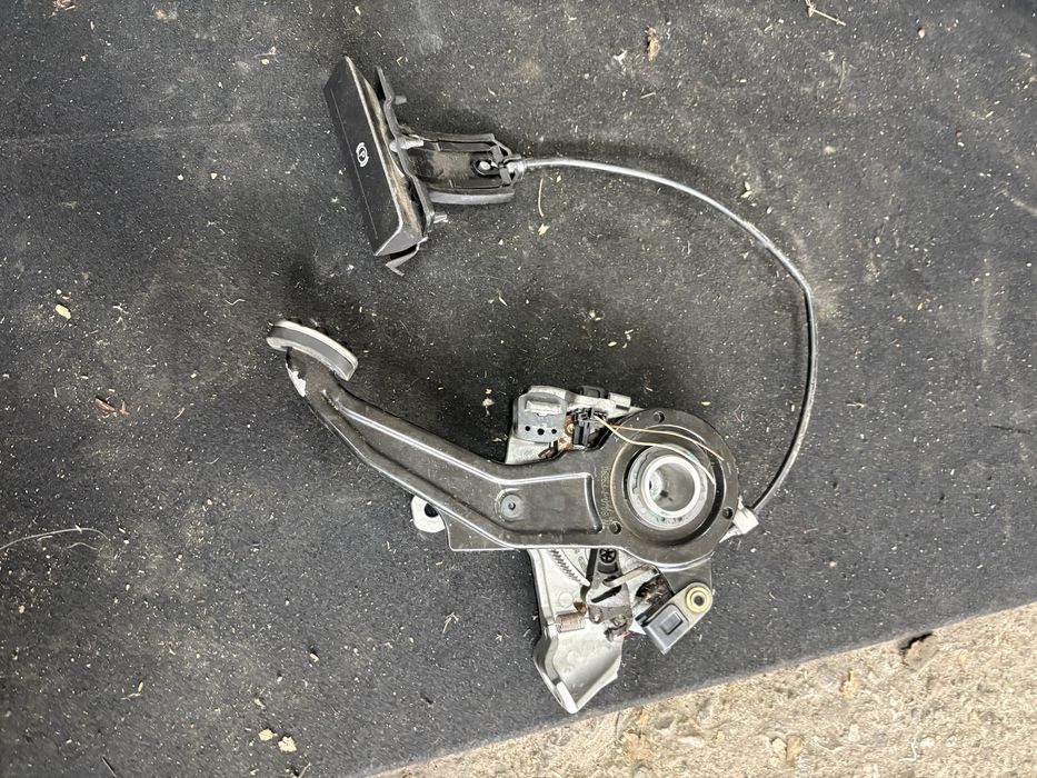 Vw phaeton 3.0tdi 2005 година Педал Ръчна Спирачка