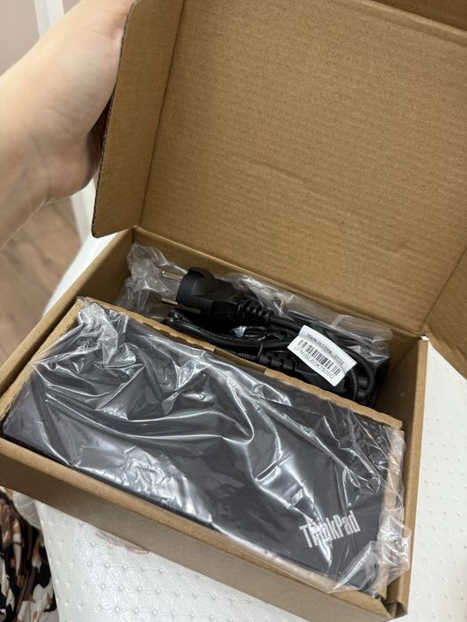 ThinkPad Универсальный Thunderbolt 4 Dock