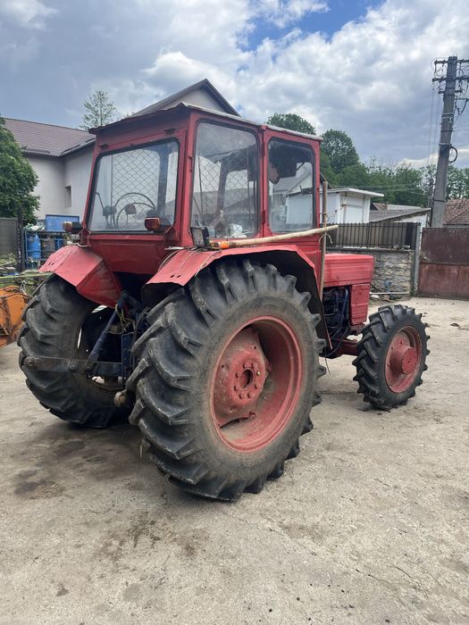 Vând tracror Utb 640