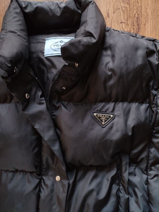 PRADA crop re nylon puffer jacket - страхотно дамско яке S КАТО НОВО