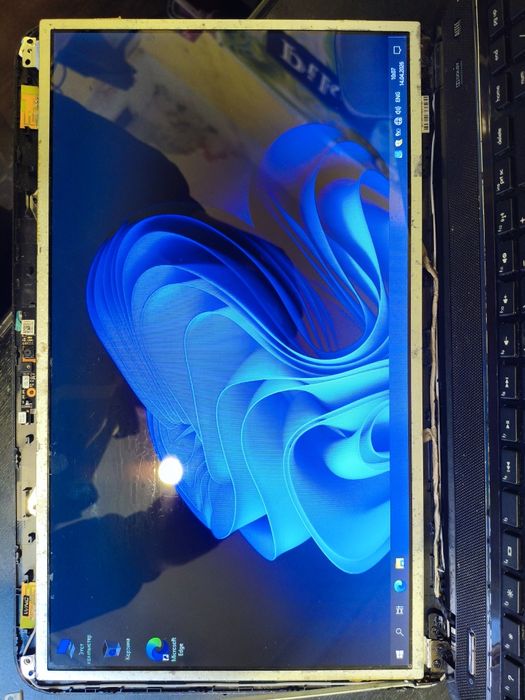 Продам матрицу 15.6