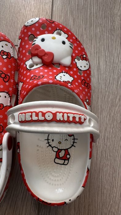 Crocs Hello Kitty Collection, оригинал, размер J3 (24 см)