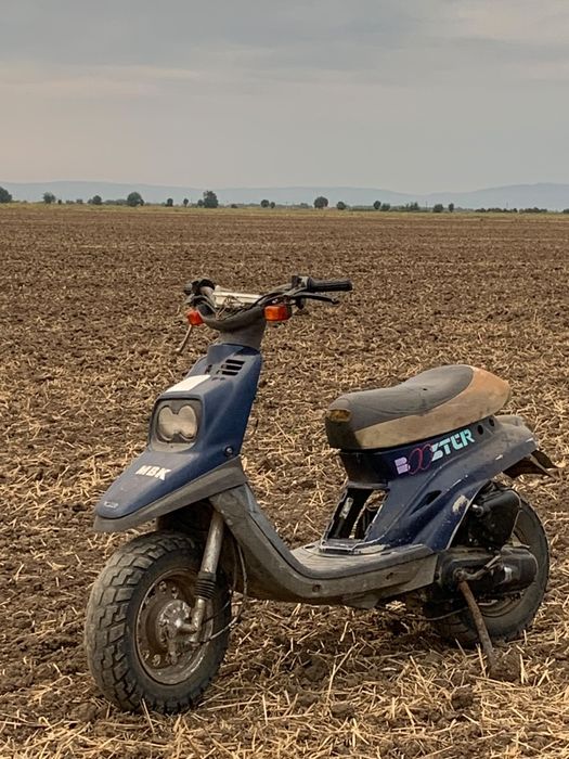 Vând schimb yamaha booster mbk de 80cc sau schimb cu,kukirin g2,g2pro