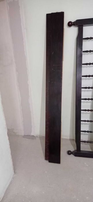 Спалня,подматрачно,матрак ,столове, електрическа шевна машина