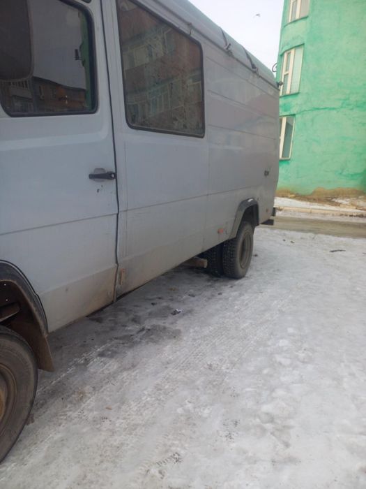 Продам мерседес 709D грузовоә