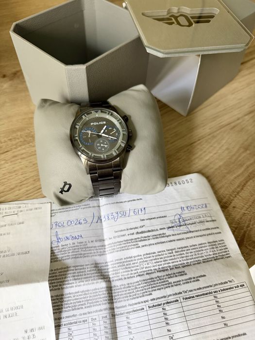 Ceas Police nou nefolosit cutie si factura-pret fix