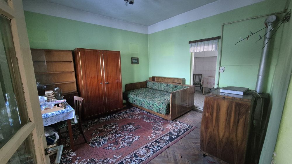 Casa de vânzare în Aiud, zona pieței !