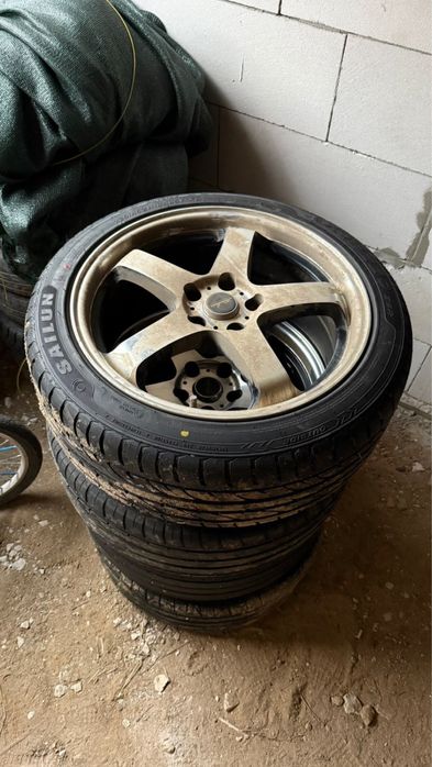 Комплект диск с летними шинами