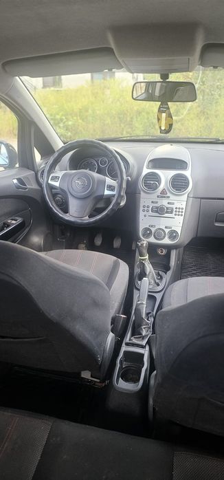Vând Opel corsa D benzina +gpl