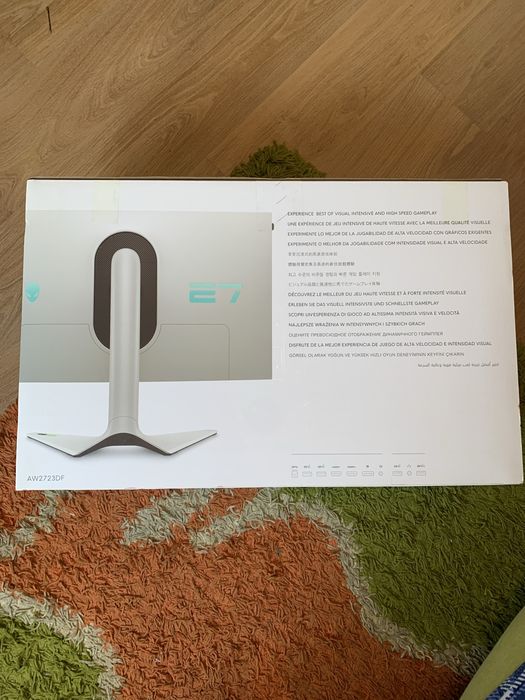 Монитор Dell Alienware