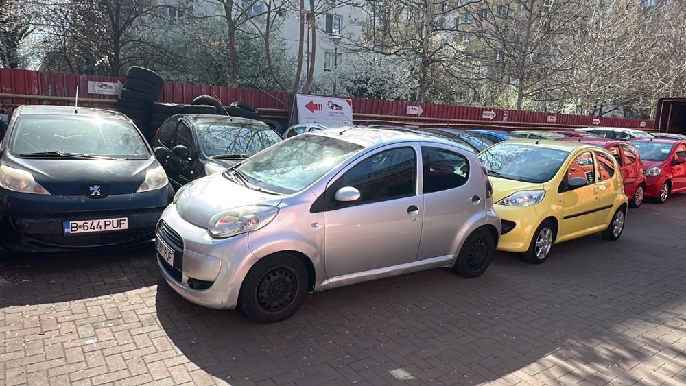 Închiriez mașina Rent a car Delivery GLOVO Bolt TAZZ Food