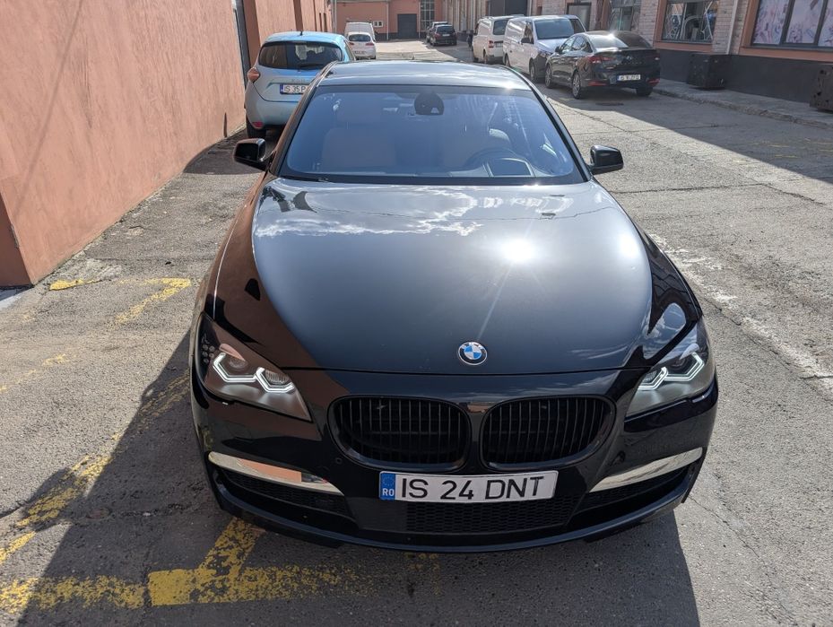 BMW Seria 7  F01 XDrive M Pachet