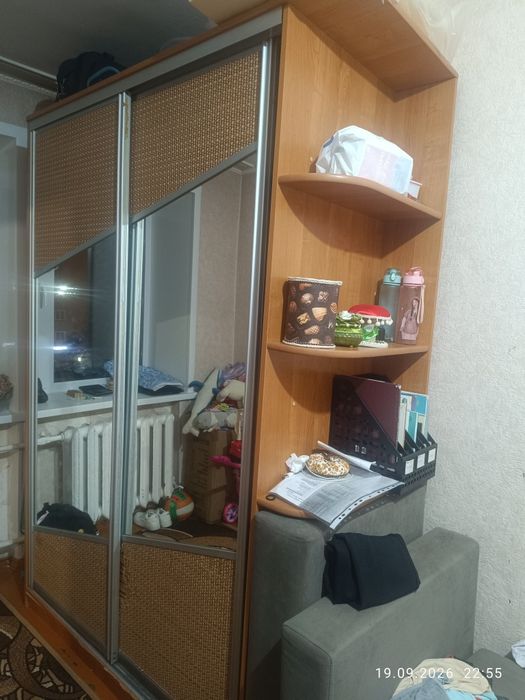 Продам шкаф срочно