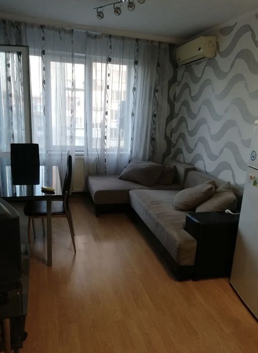 Дава се под наем Двустаен апартамент в Русе, Възраждане - 60 кв.м за 306 € - Снимка #2