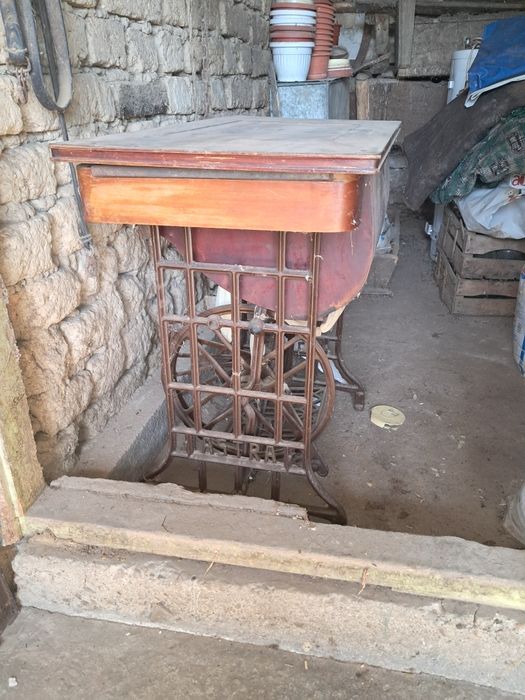 Шевна машина сингер