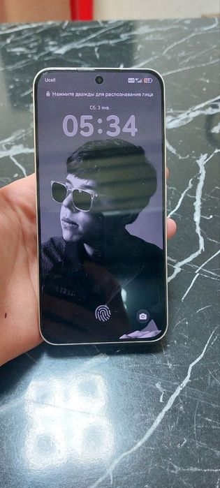 Ram 8/256 honor 400 5 g 1 yil kafolat berilad