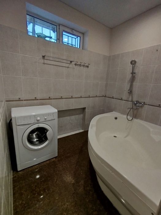 Аренда 3в2/1/4 Феруза-1 Шукрона. S=65м². После ремонта.Всё есть Маклер