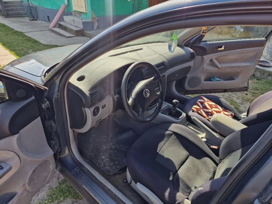 Vând sau schimb Volkswagen Passat b5 cu mașină  de teren ptr Off road