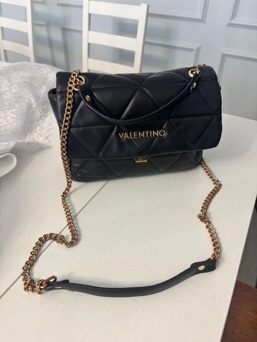 Продам сумку от Valentino оригинал
