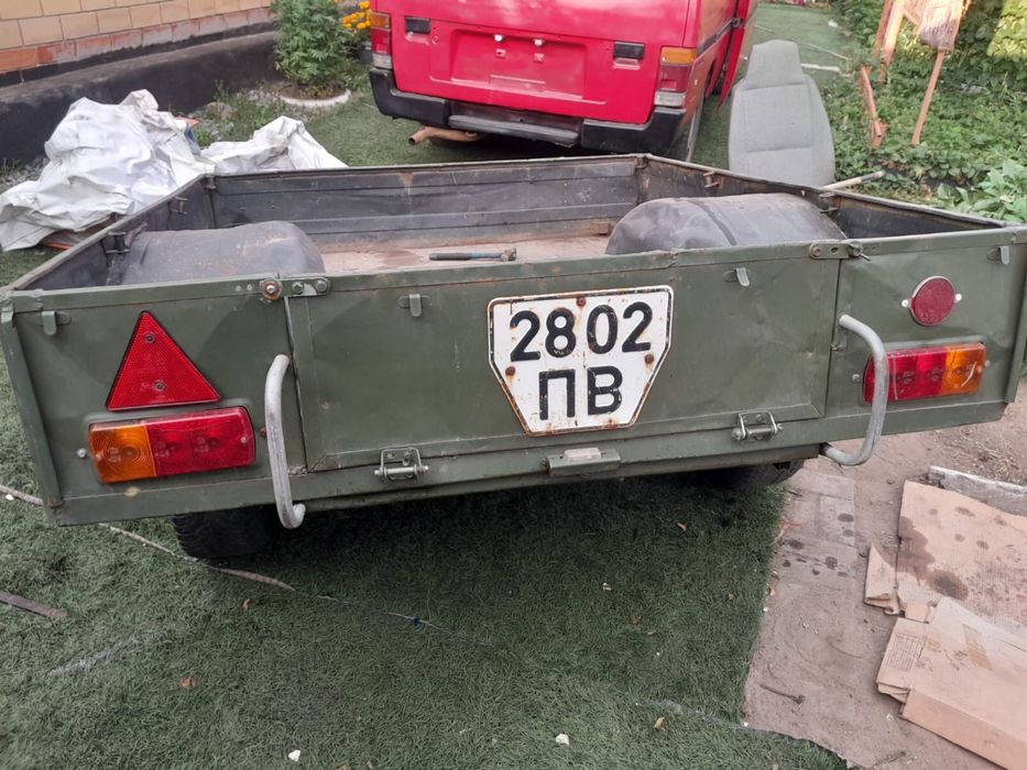 Продам прицеп на легковую