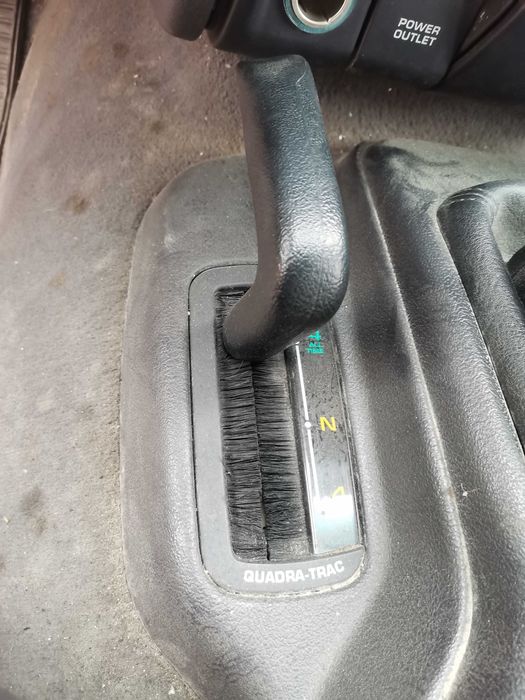 Jeep grand cherokee 1998 2.5tdi tsi