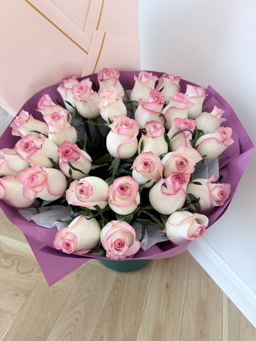 Свежие розы 12000тг