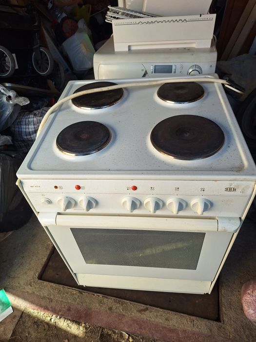 Электрическая плита