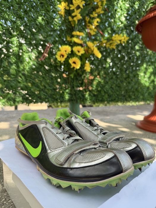 Оригинални Nike шпайкове №40 унисекс, подходящи за лека атлетика