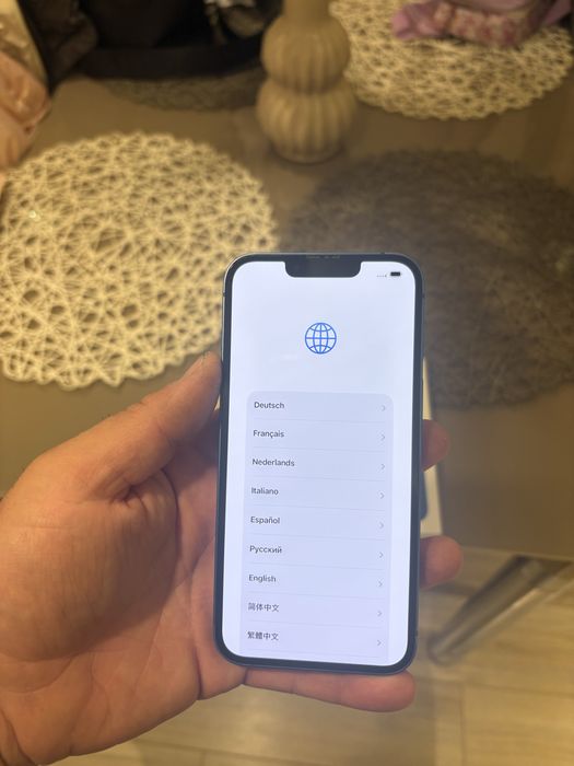 Продава се iPfone 13