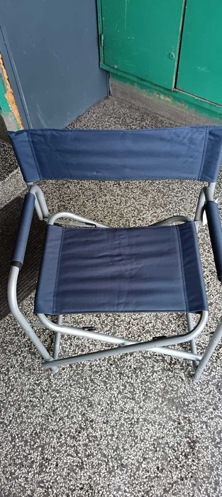 НОВ Къмпинг стол сгъваем усилен