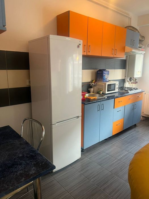 Inchiriez garsoniera