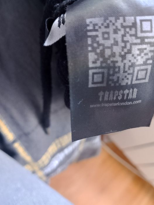 Trapstar tracksuit  размер С