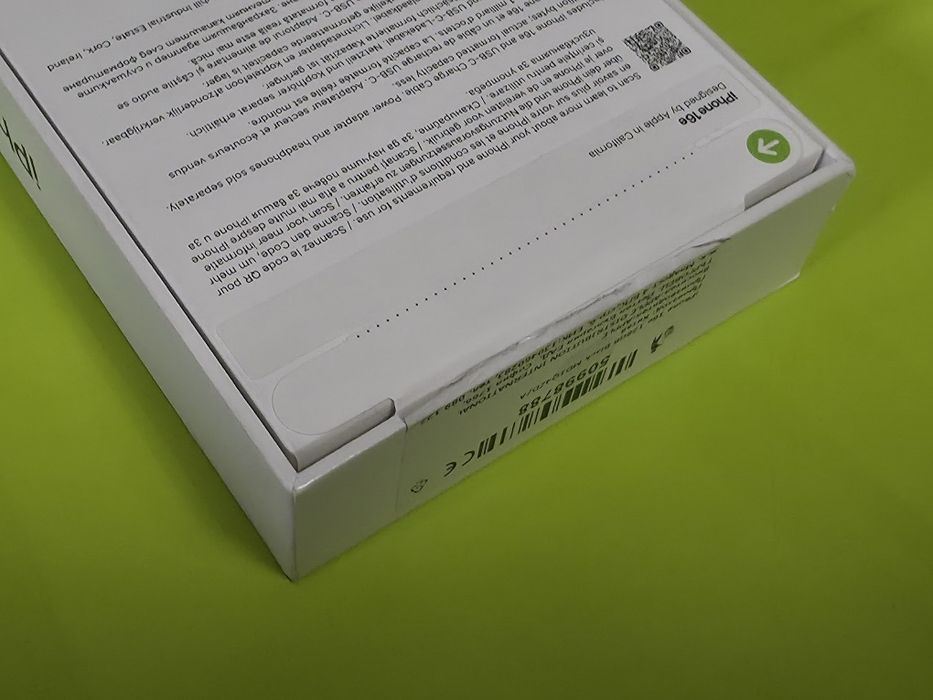 ЗАПЕЧАТАН 128GB iPhone 16e Yettel Гаранция 2029г. Black 16 е