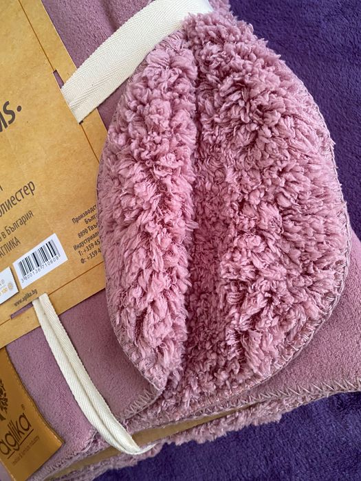 Одеало розово мекичко чисто ново