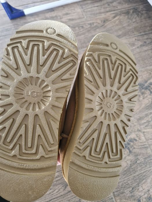Ghete ugg piele, nou nout marimea 38
