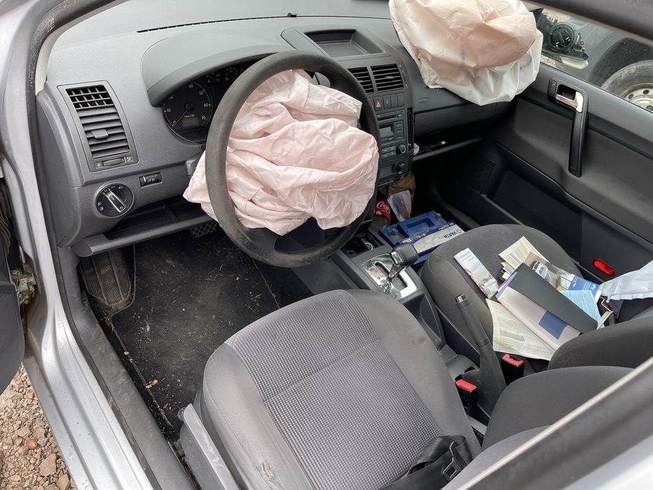 VW Polo 1.6i Автоматик на части