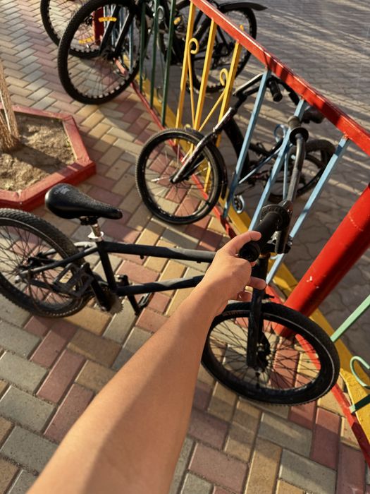 продам трюковой велосипед бмх