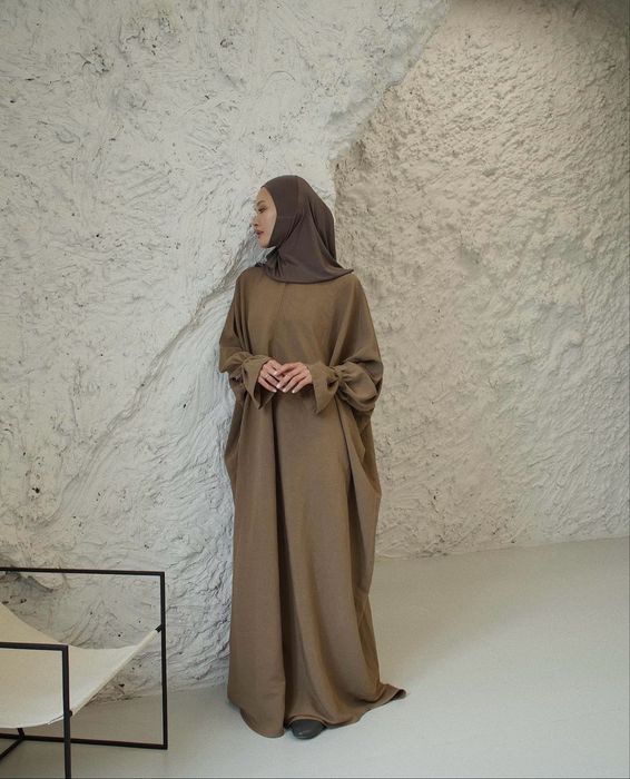 Распродажа одежды бренда Aisho