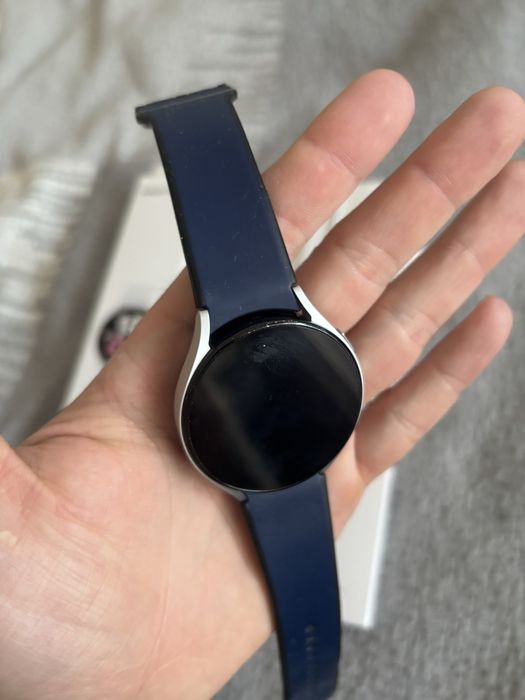Часы Samsung galaxy watch 5