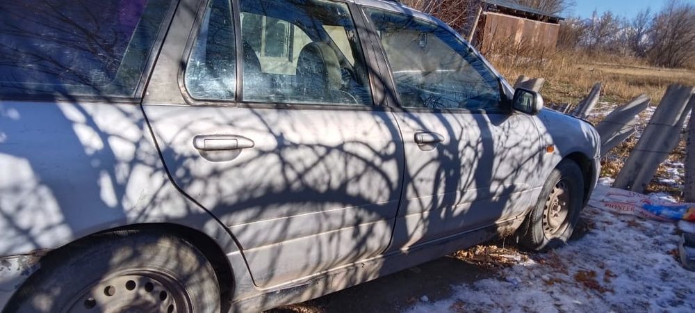 Nissan primera 2001