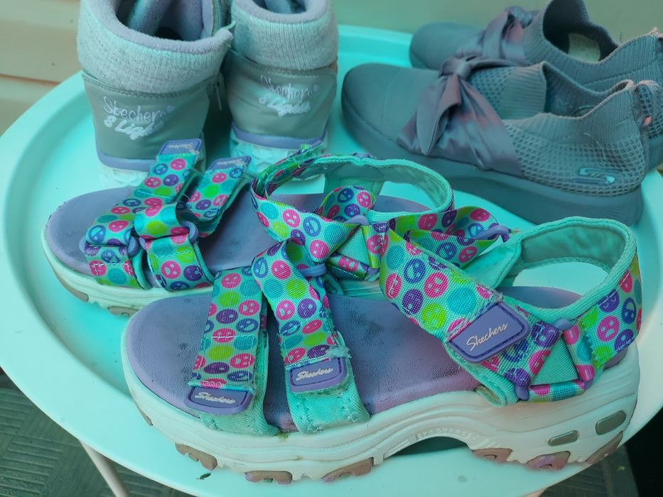 Кроссовки ботинки Sketchers для девочки 35 размер