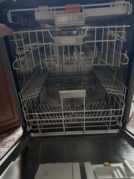 Mașină de spălat vase Miele